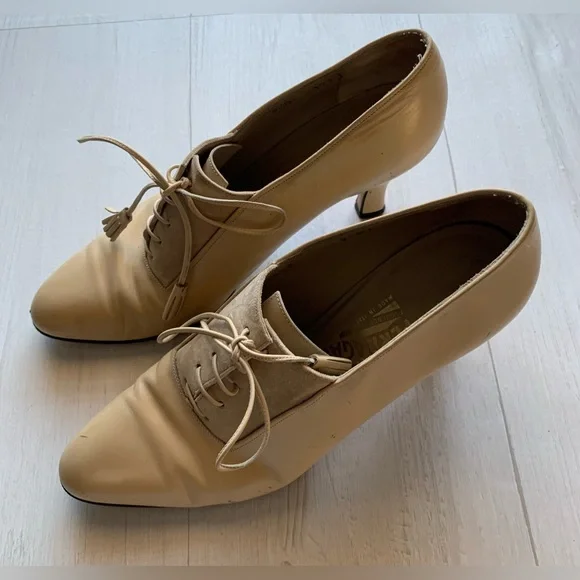 Vintage Salvatore Ferragamo lace-up heels Sz 8.5 - Picture 11 of 15
